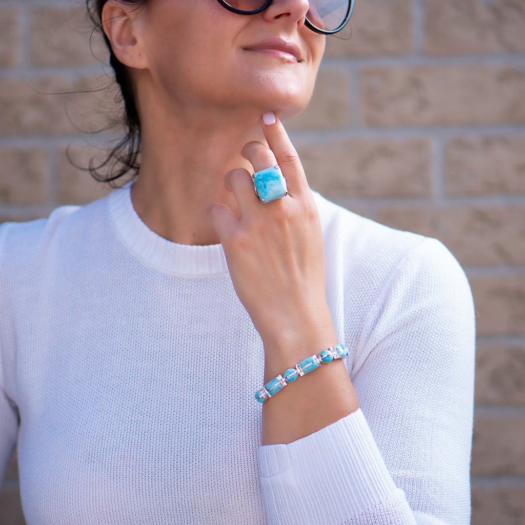 Larimar Bracelet, Darra
