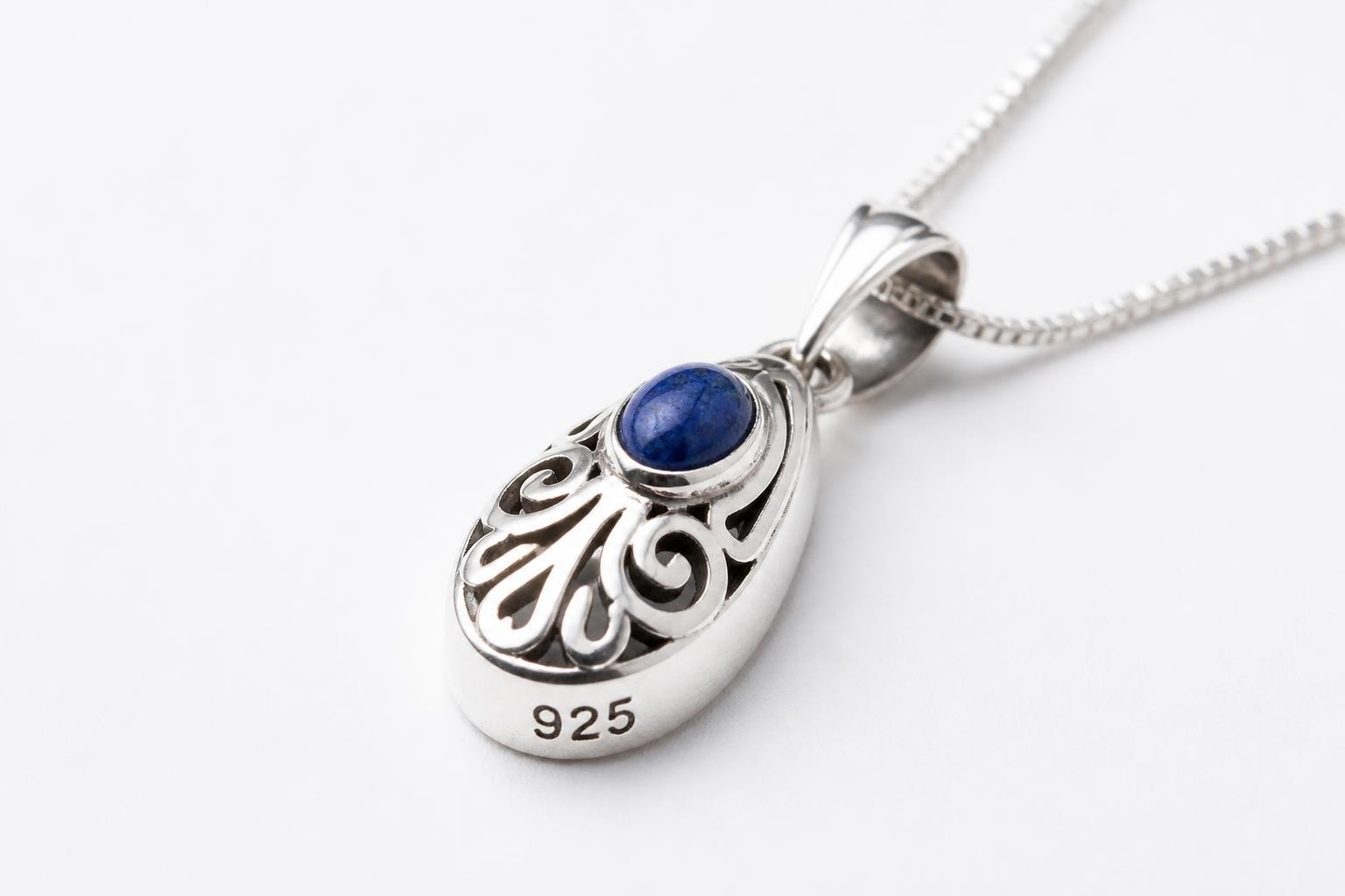 Pendant Silver 925: The Complete Guide to Sterling Quality - Larimar Creations