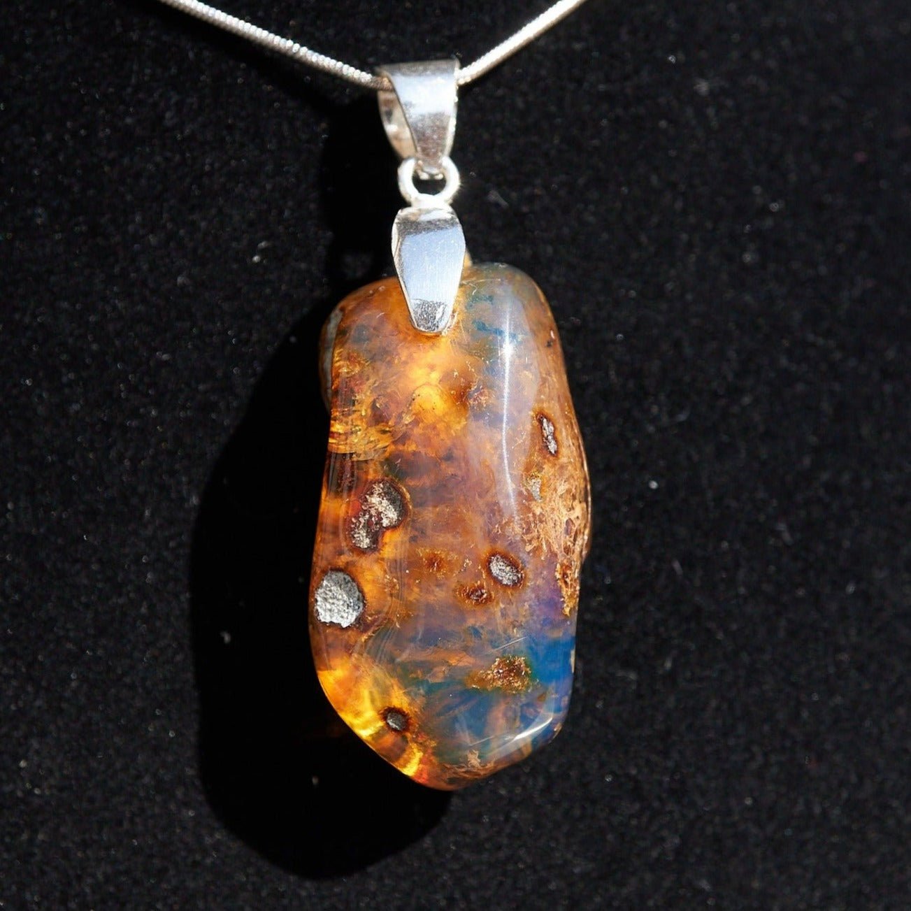 blue amber dominican