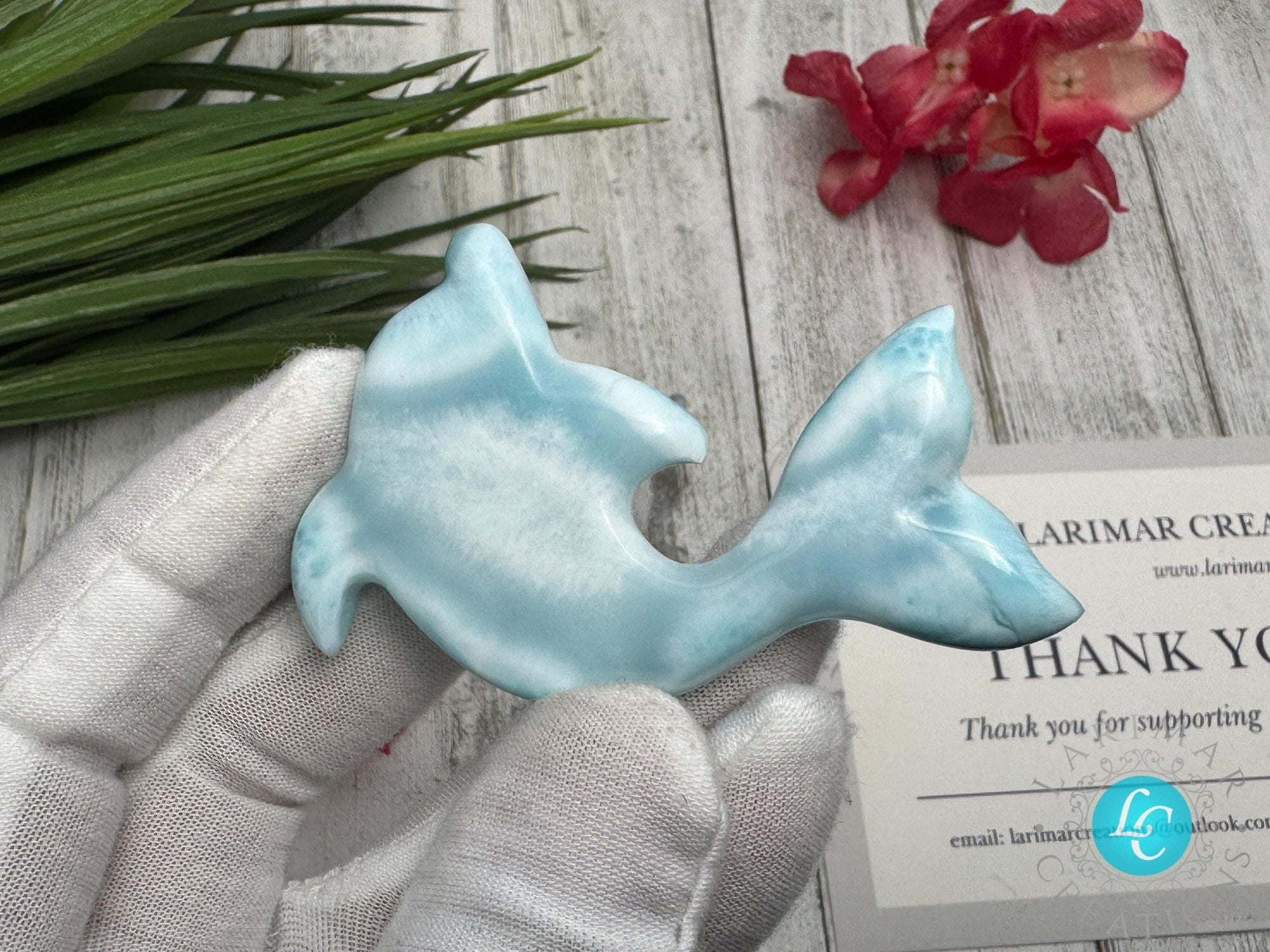 Handcrafted Larimar Dolphin Carving – Ocean-Inspired Larimar Sculpture, Healing Crystal Home Decor, Unique Gift for Sea Lovers
