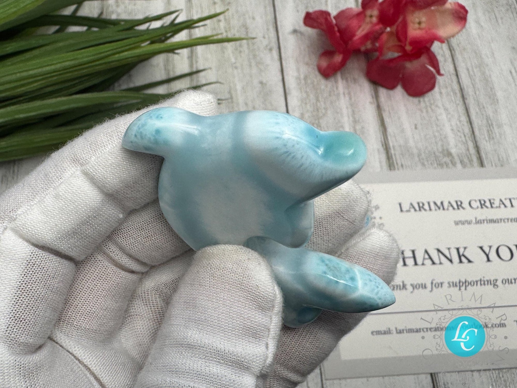 Handcrafted Larimar Dolphin Carving – Ocean-Inspired Larimar Sculpture, Healing Crystal Home Decor, Unique Gift for Sea Lovers