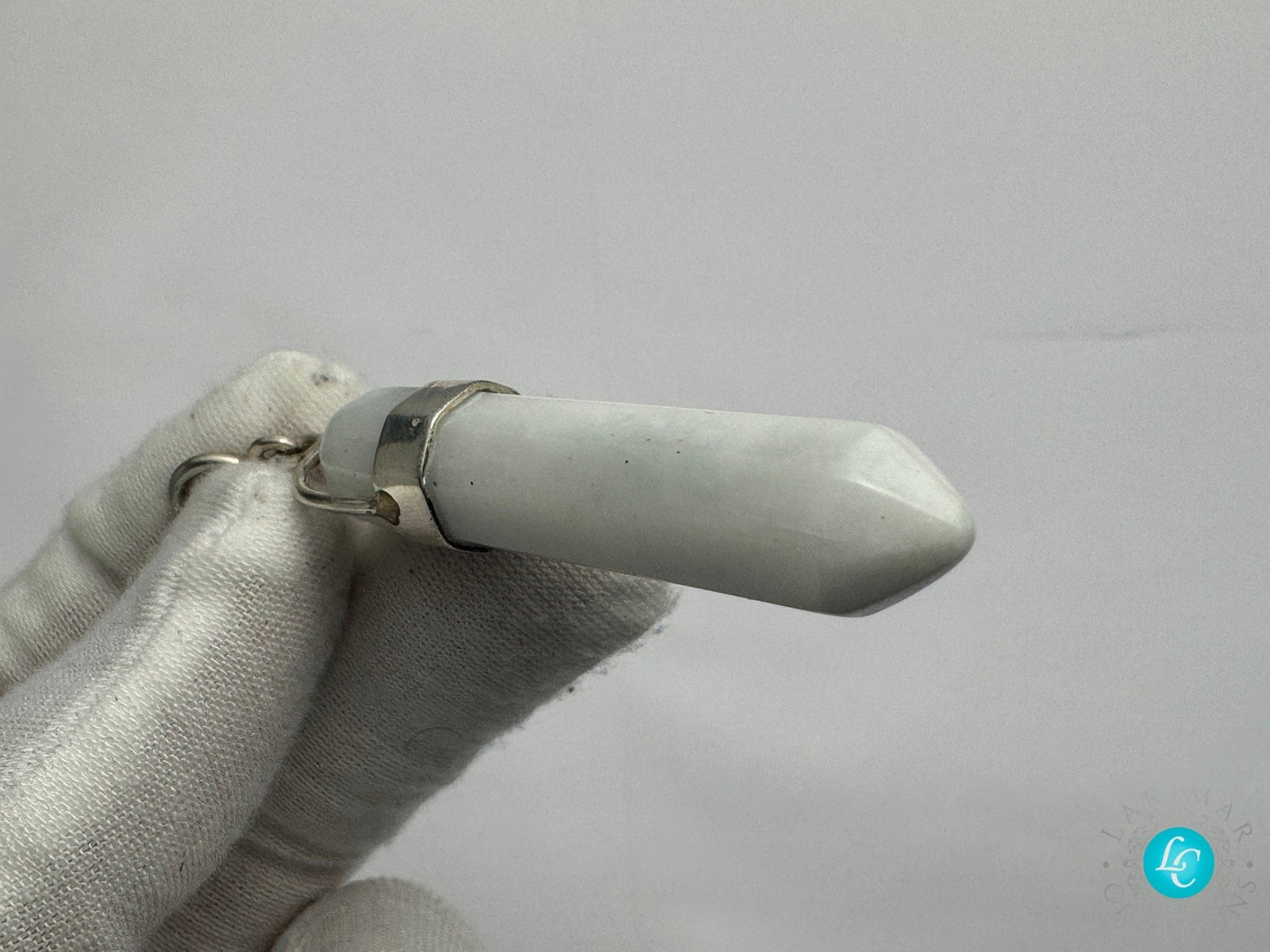 Larimar Pointer Pendant with Silver - Larimar Creations
