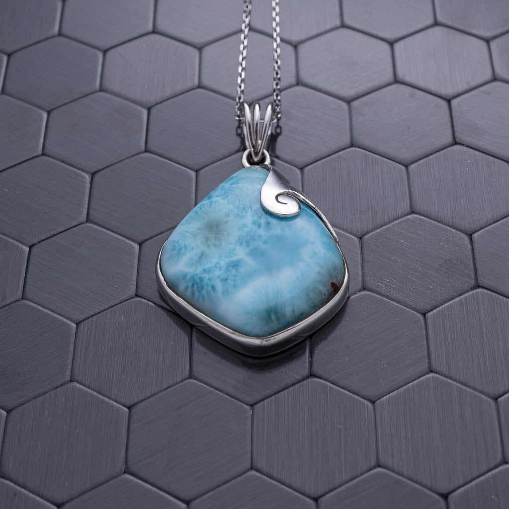 Larimar Pendant, Lucia