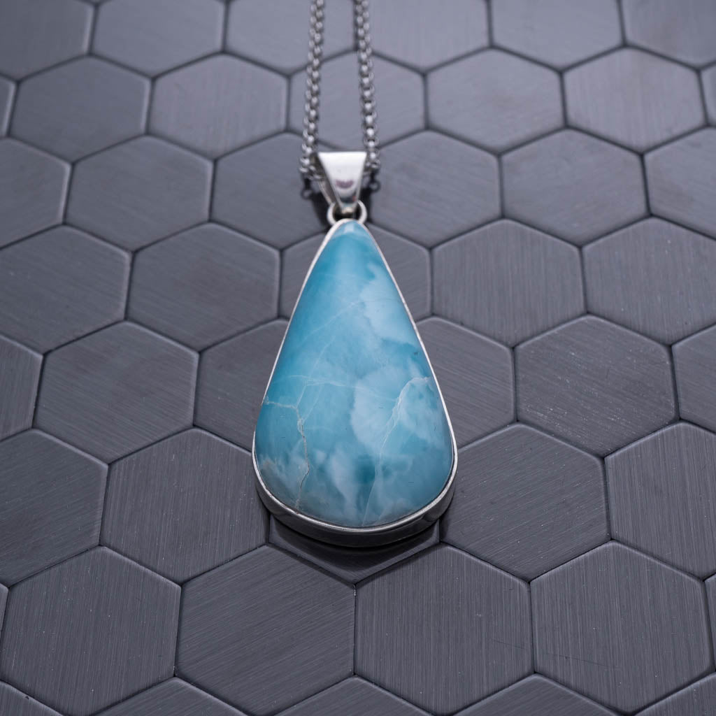 Larimar Pendant, Zuri