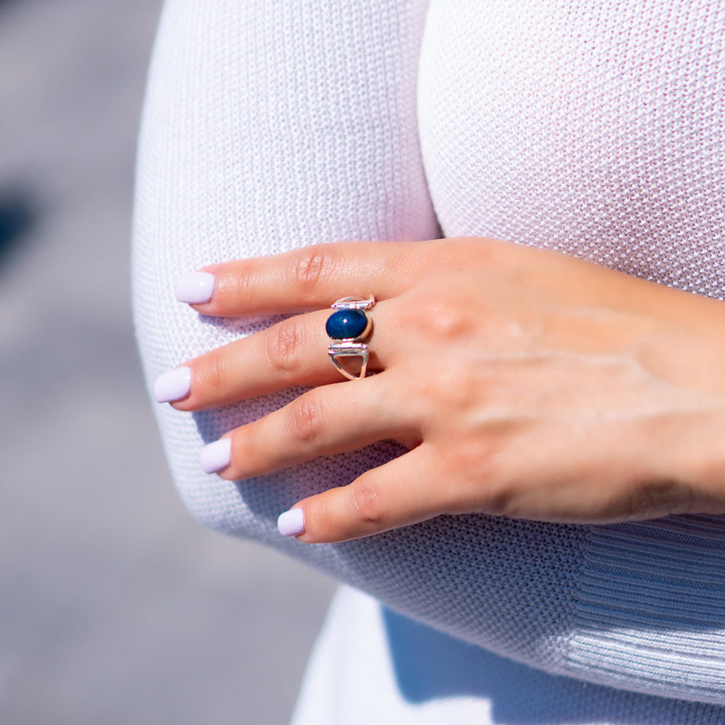 Blue Amber Ring, Avia
