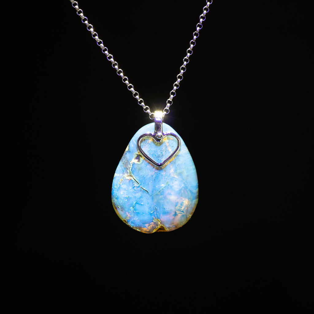 Blue Amber Pendant, Daleyza