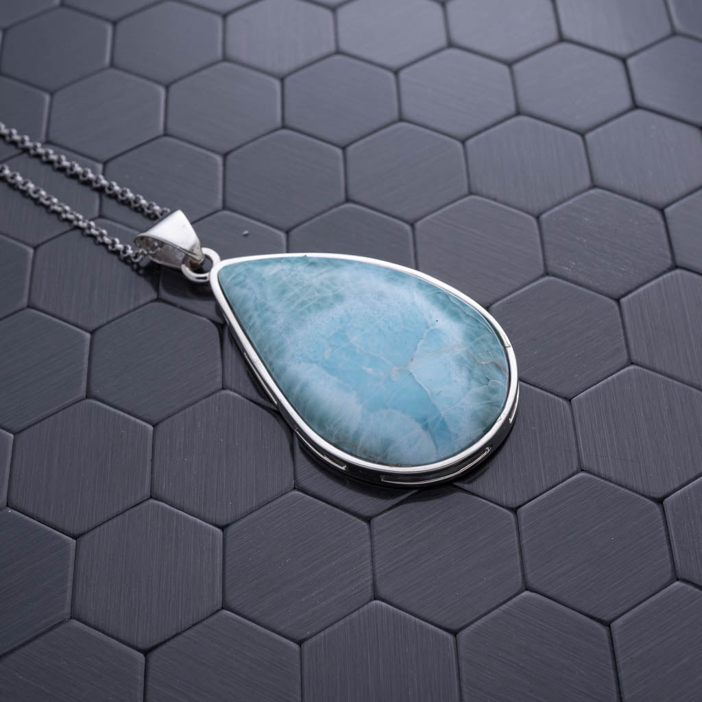 Larimar Pendant, Palmer