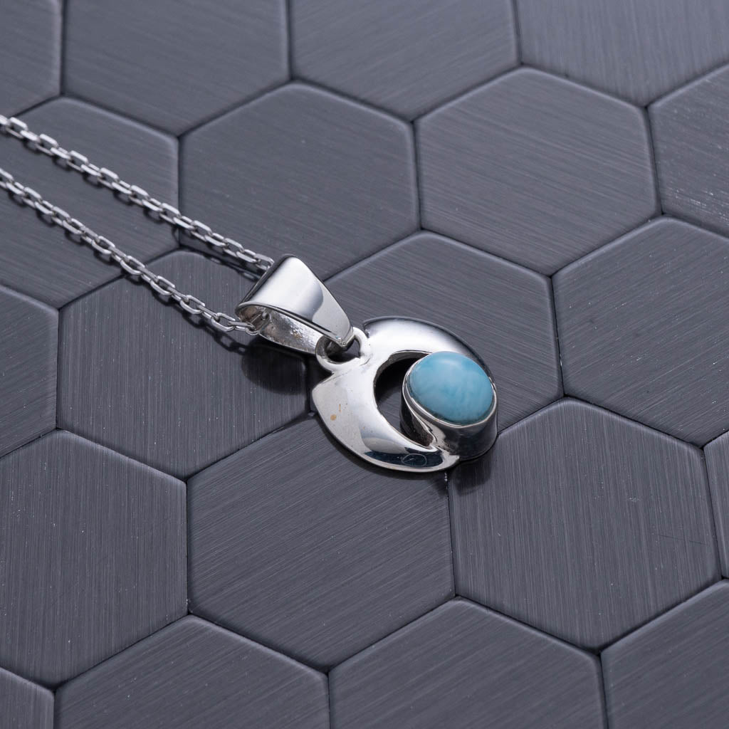 Larimar Pendant, Everly