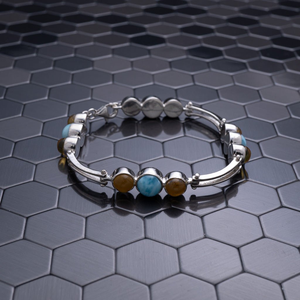 Green Amber Bracelet, Dulcia