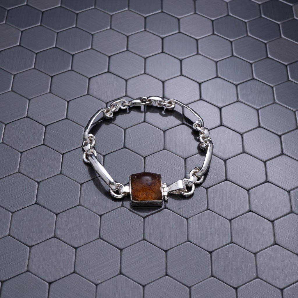 Green Amber Bracelet, Eeva