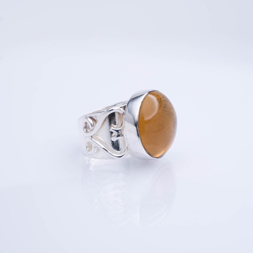 Green Amber Ring, Clara