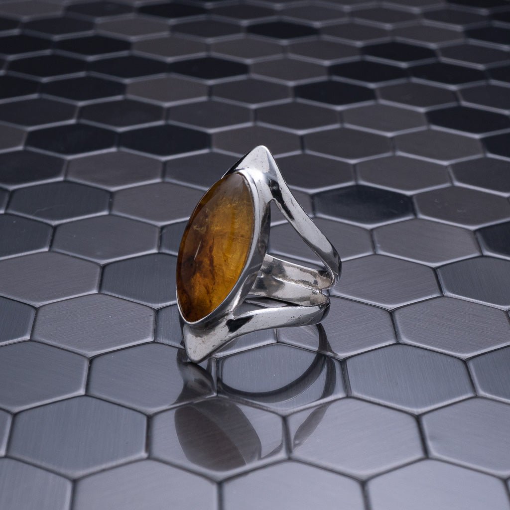 Green Amber Ring, Kalysta