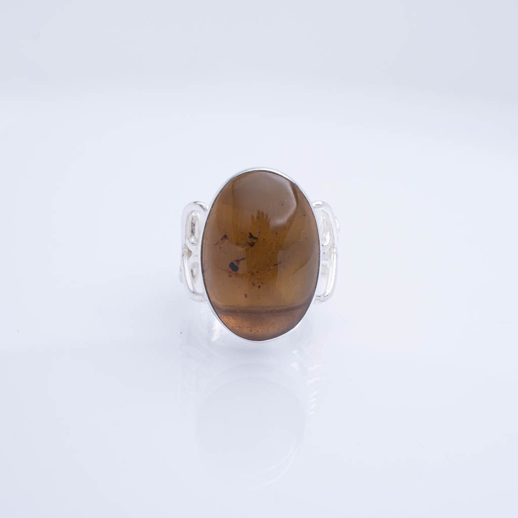 Green Amber Ring, Karena
