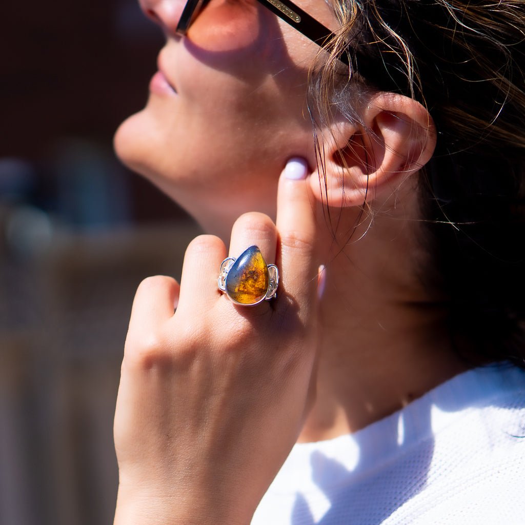 Green Amber Ring, Lenore