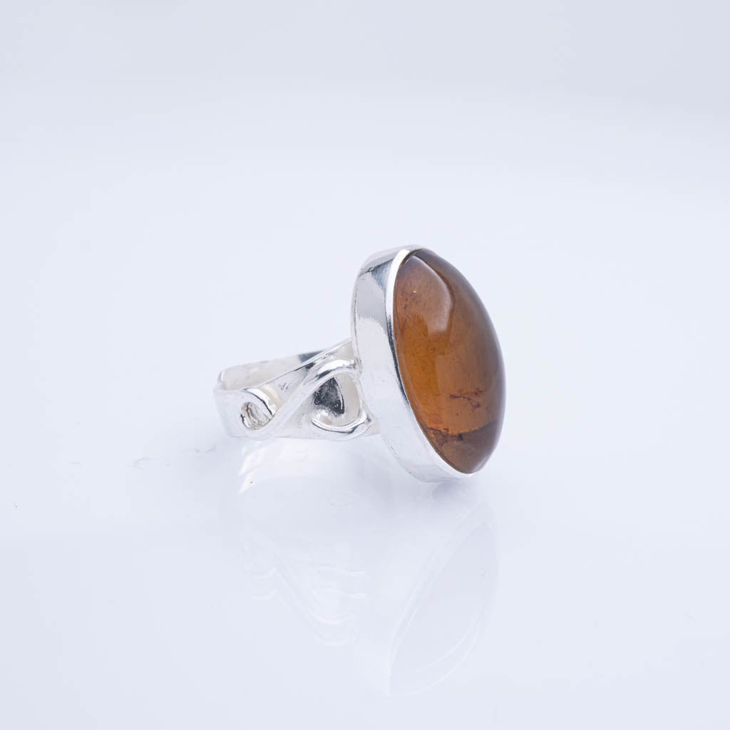 Green Amber Ring, Rena