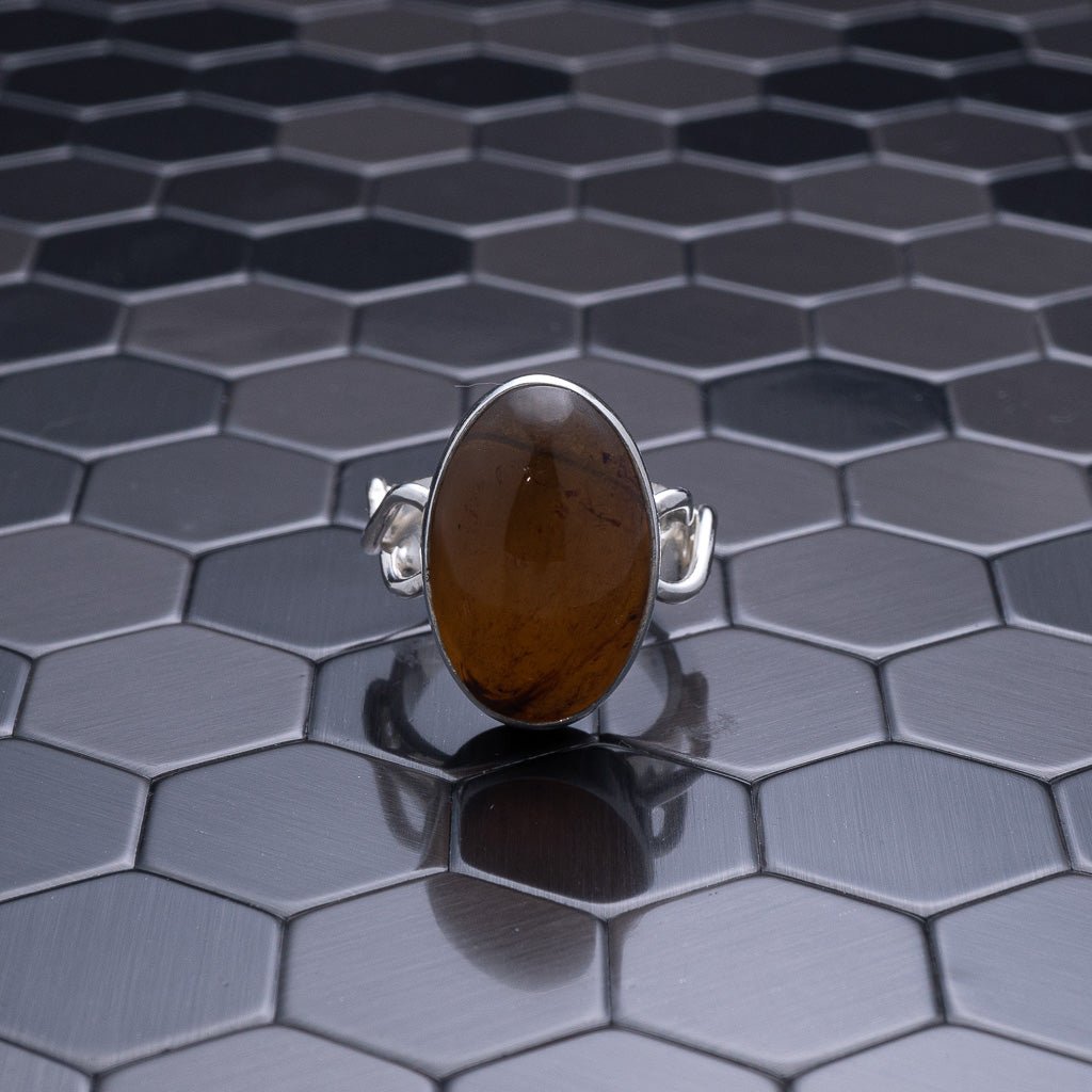 Green Amber Ring, Rena