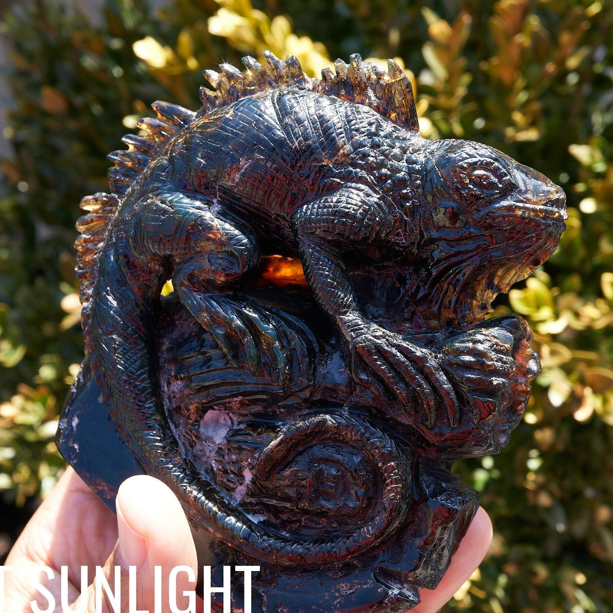Handcrafted Dominican Amber Iguana Sculpture | Artisan Carving - Larimar Creations
