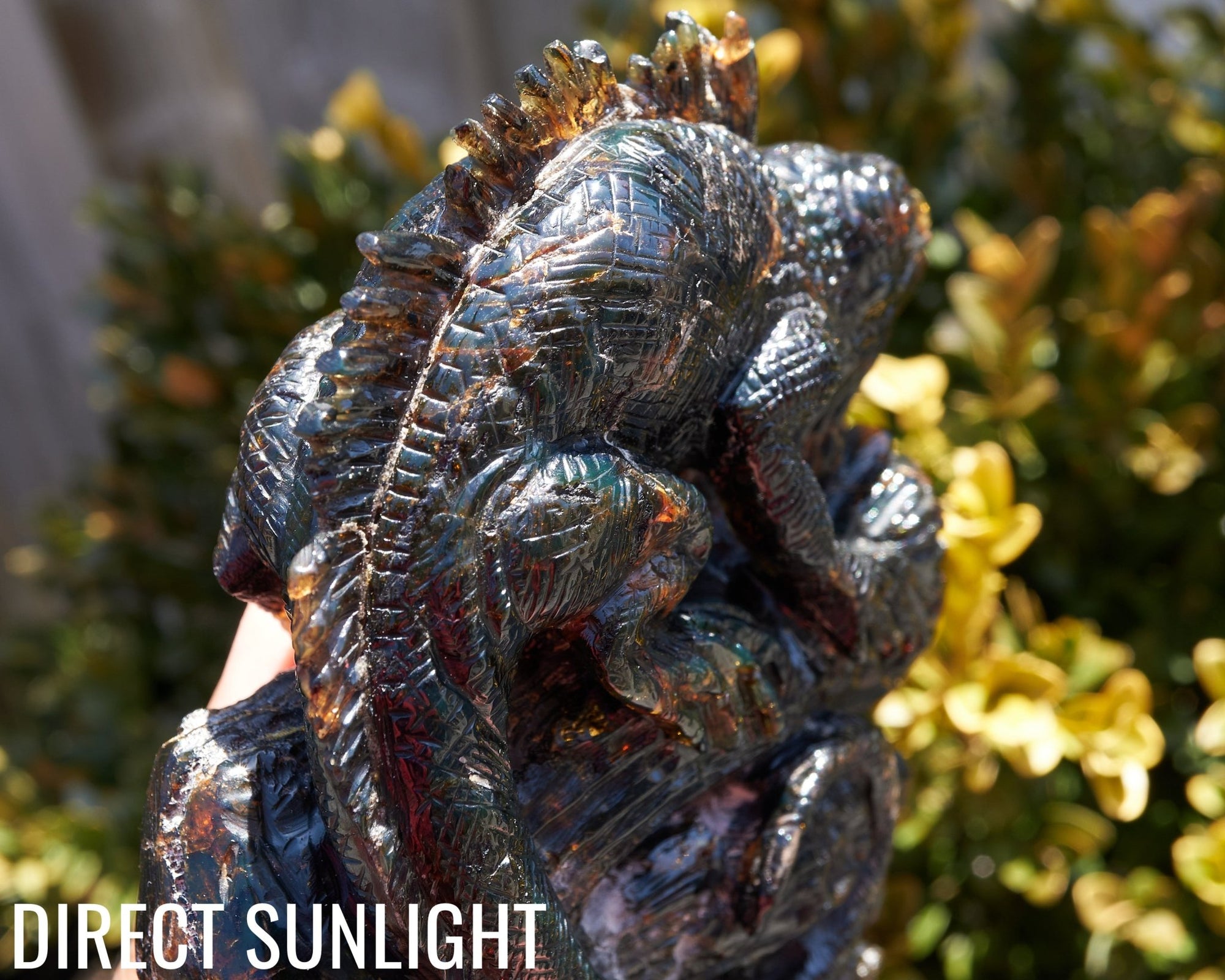 Handcrafted Dominican Amber Iguana Sculpture | Artisan Carving - Larimar Creations