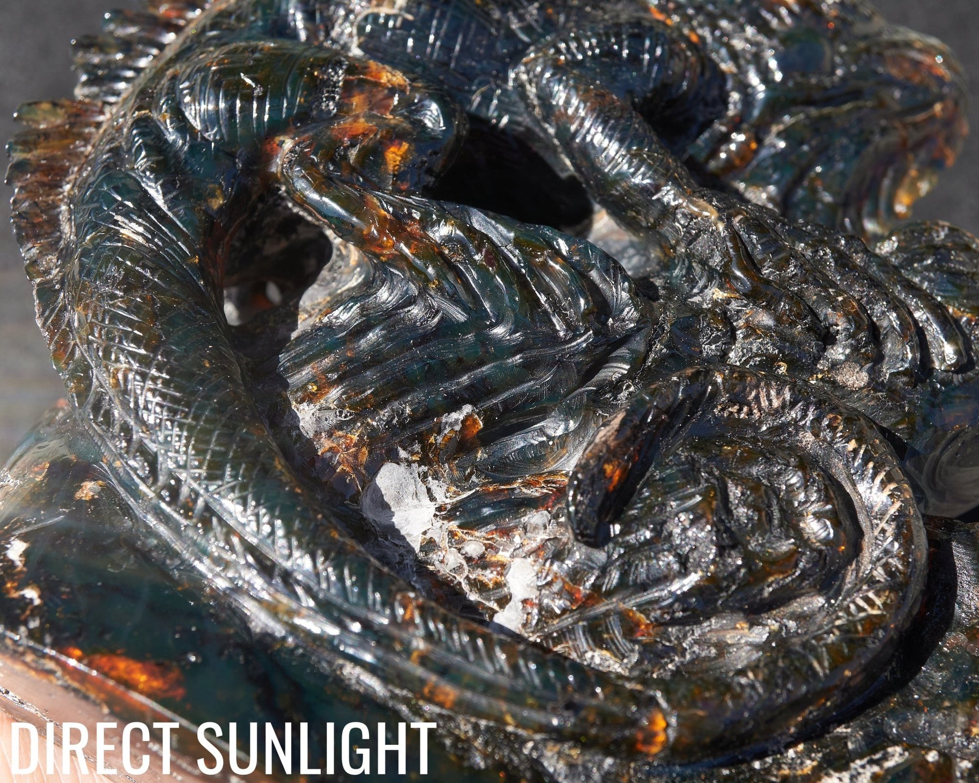 Handcrafted Dominican Amber Iguana Sculpture | Artisan Carving - Larimar Creations