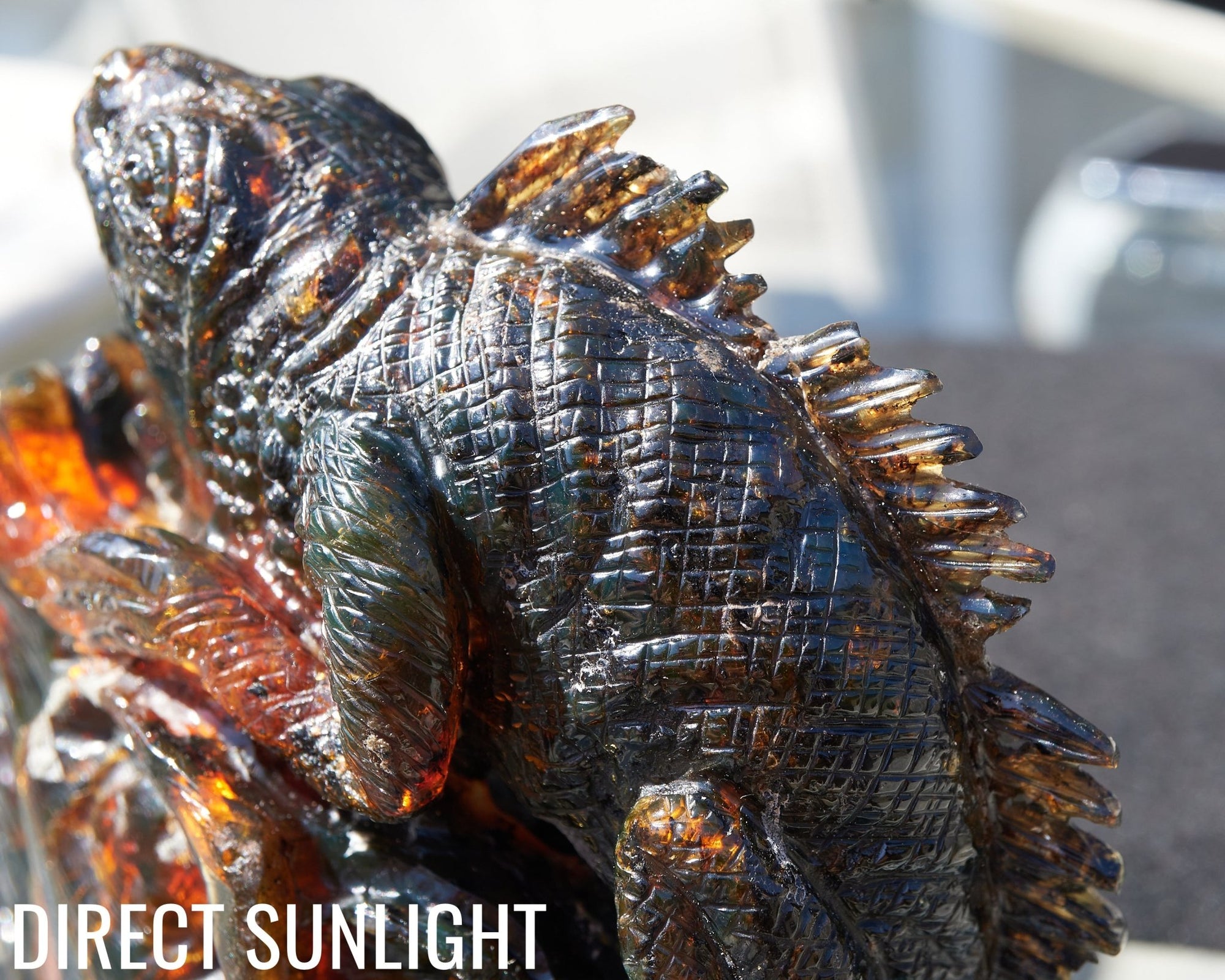 Handcrafted Dominican Amber Iguana Sculpture | Artisan Carving - Larimar Creations