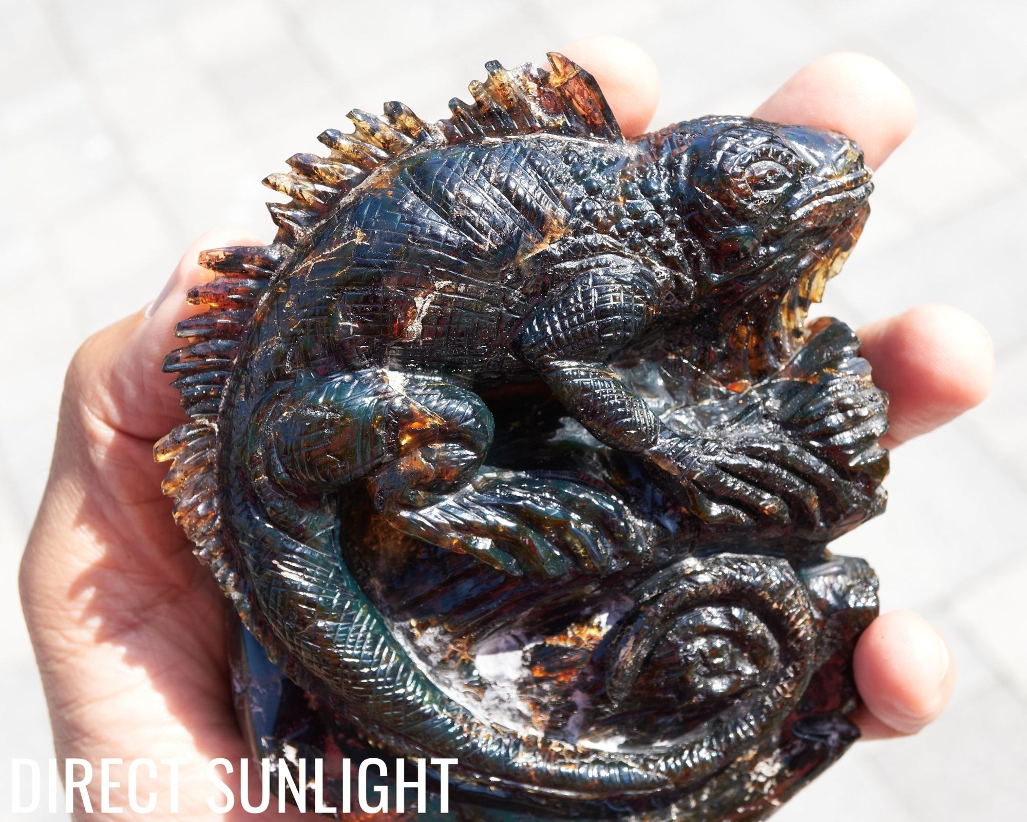 Handcrafted Dominican Amber Iguana Sculpture | Artisan Carving - Larimar Creations