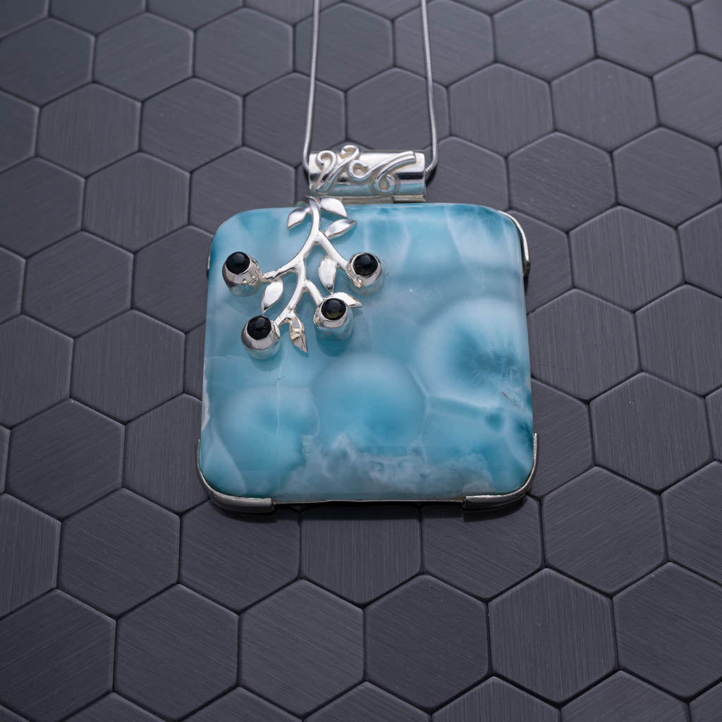 Larimar Pendant, Fleur