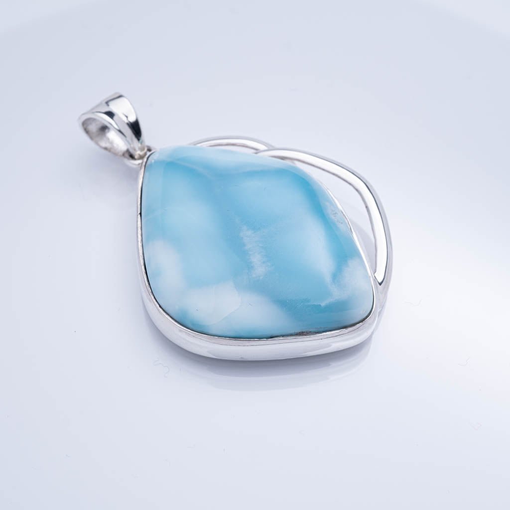 Larimar Pendant, Lilia