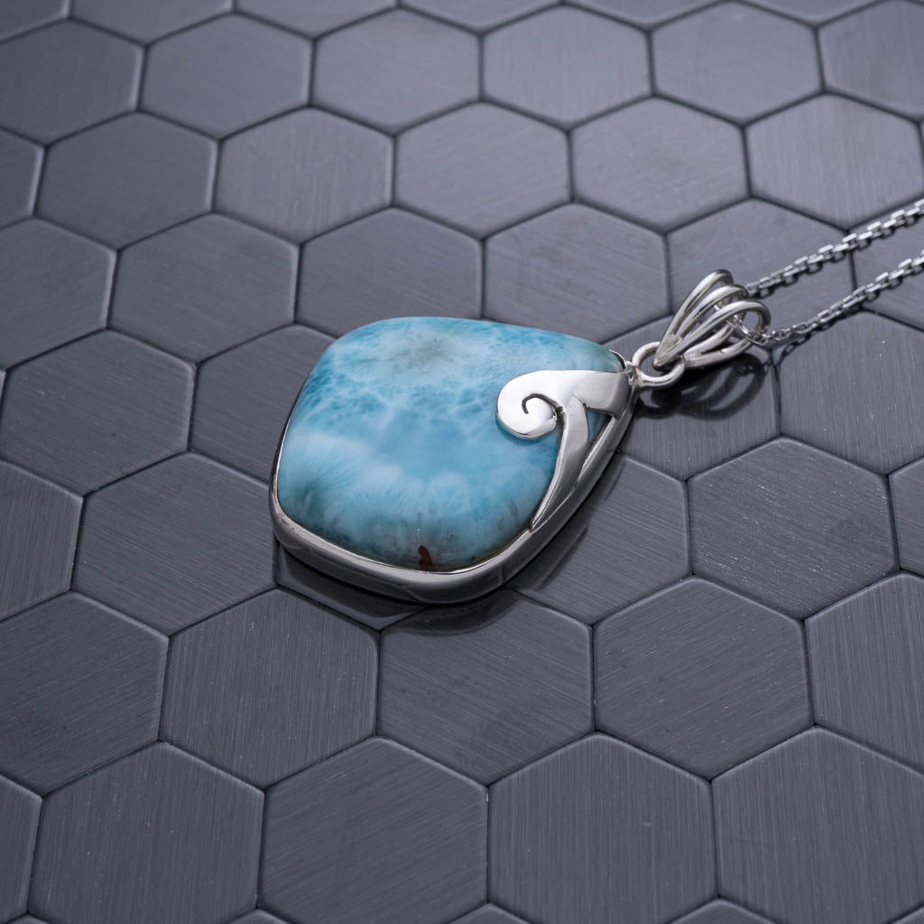 Larimar Pendant, Lucia