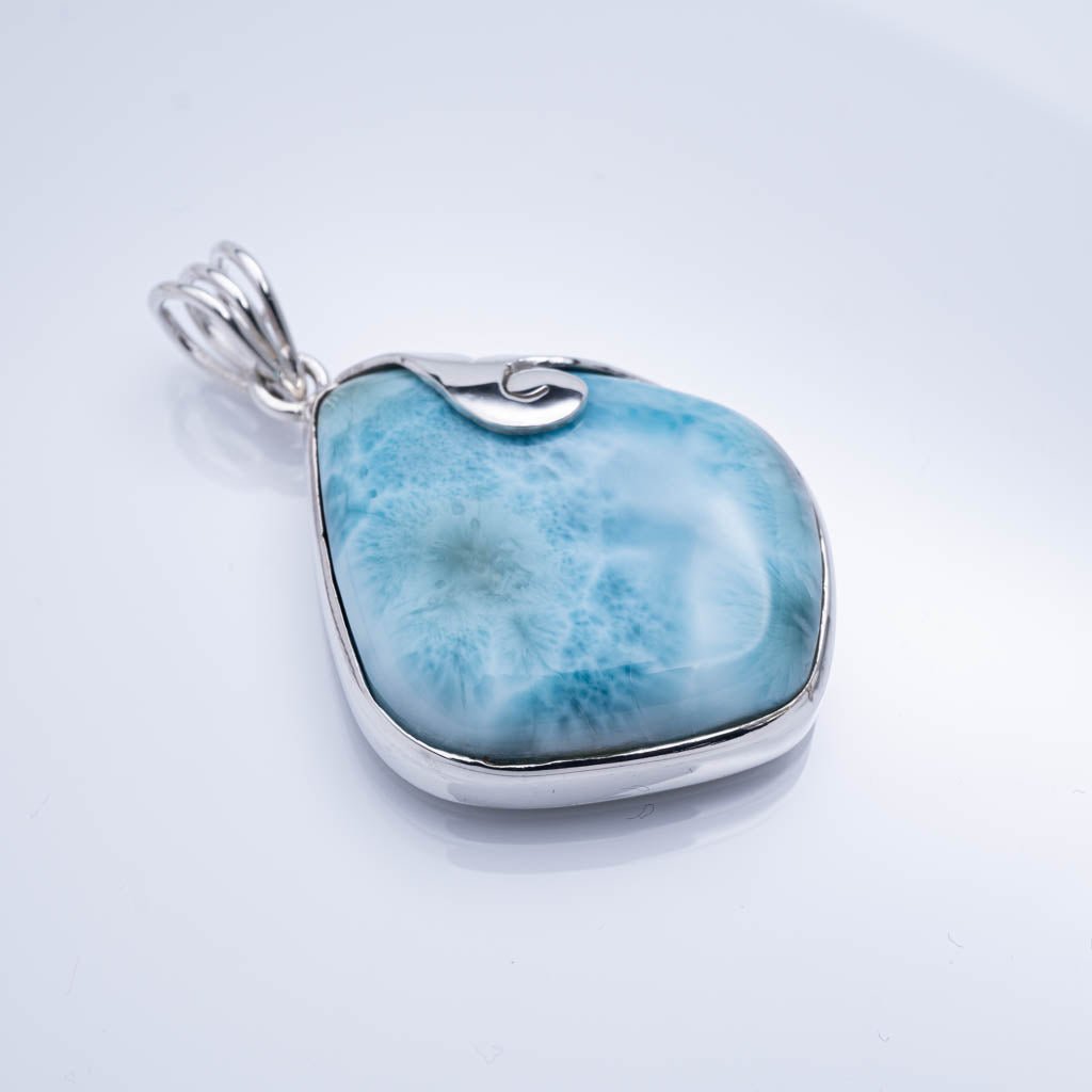 Larimar Pendant, Lucia