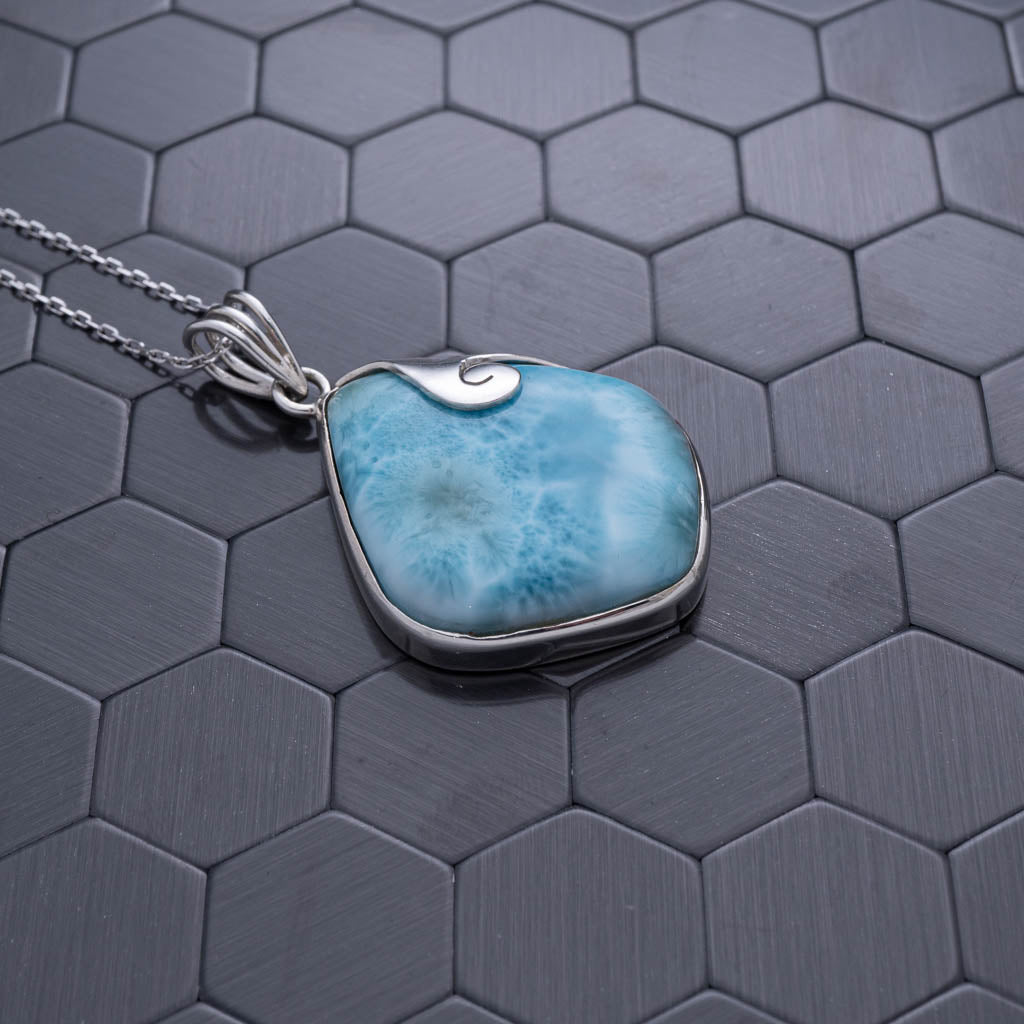 Larimar Pendant, Lucia