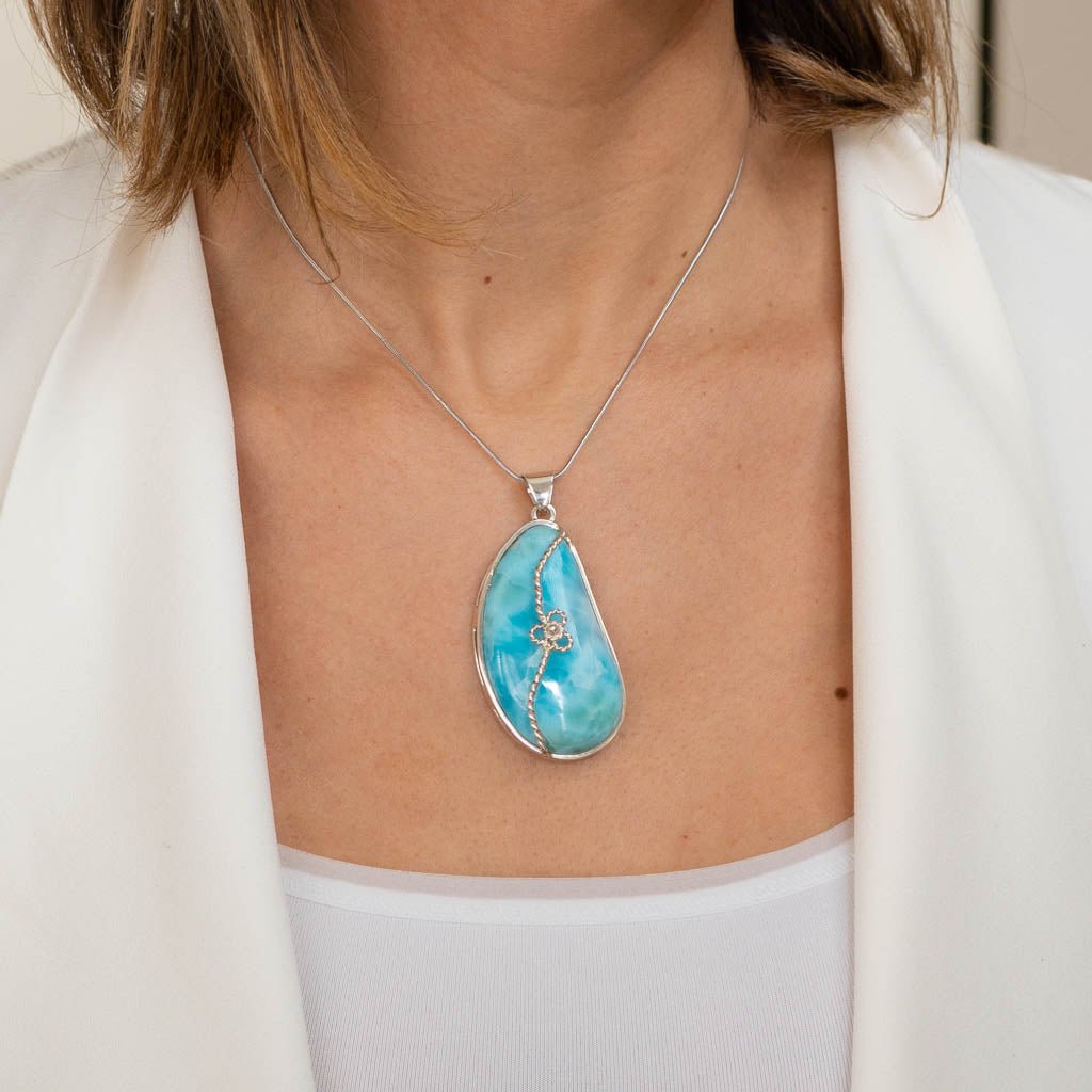 Larimar Pendant, Malina