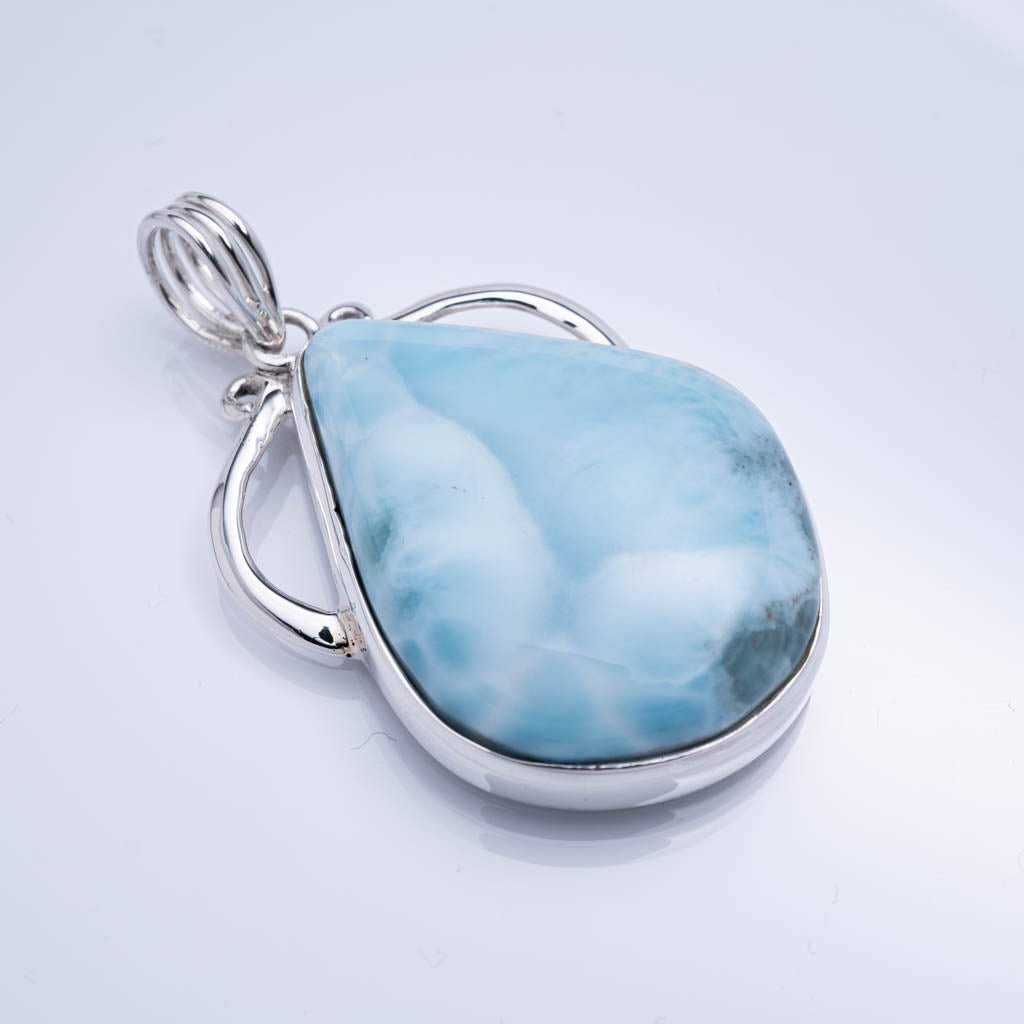 Larimar Pendant, Talia