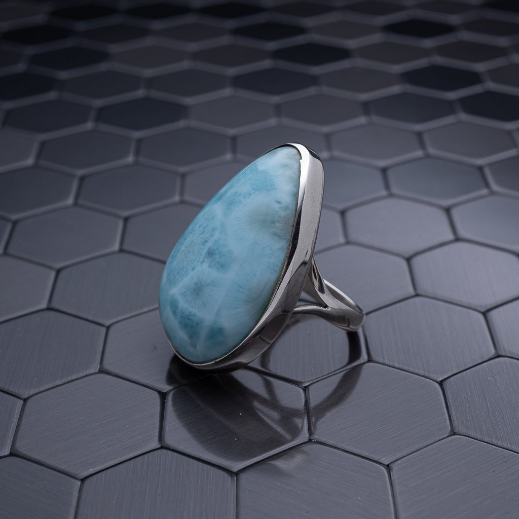 Larimar Ring, Caera