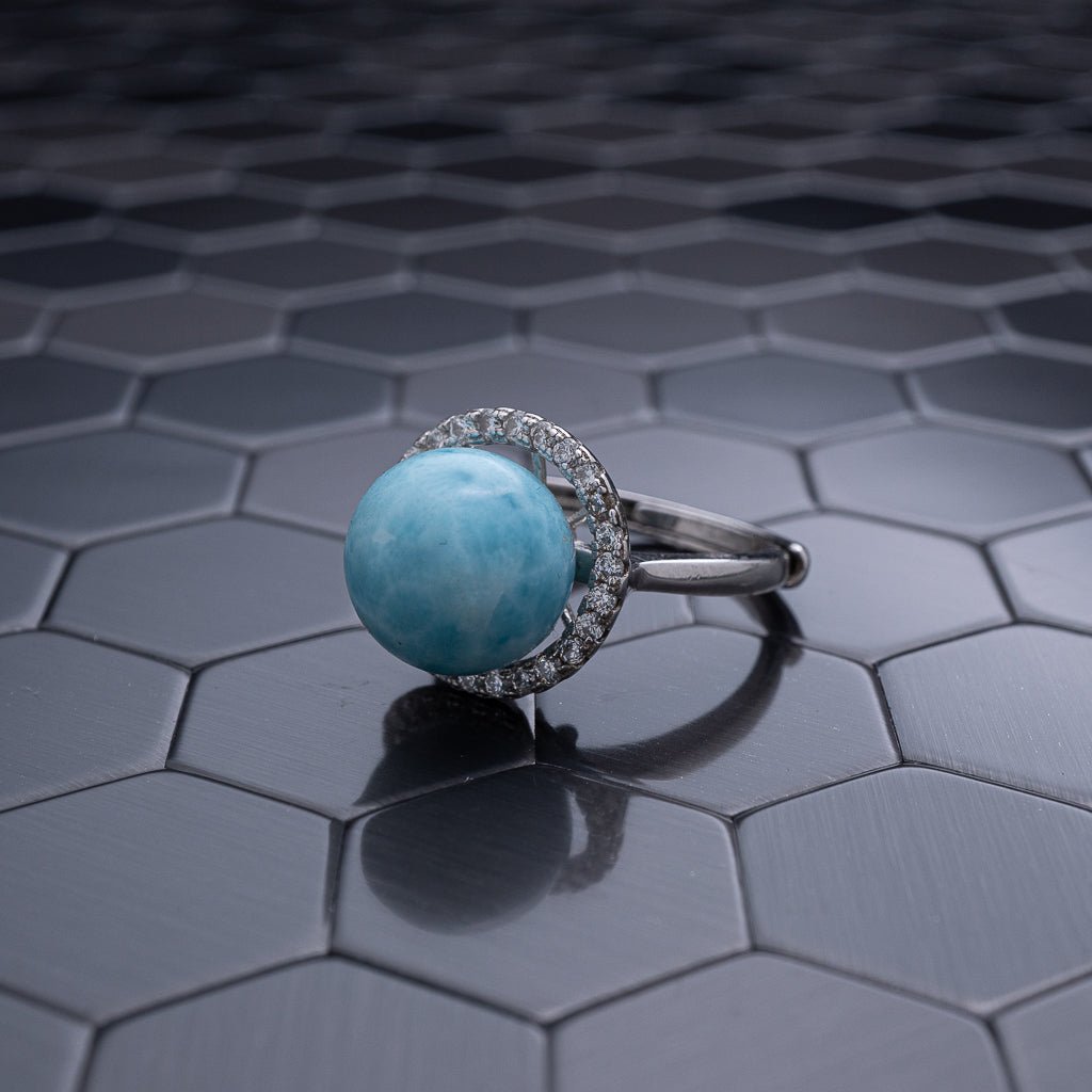 Larimar Ring, Jionni